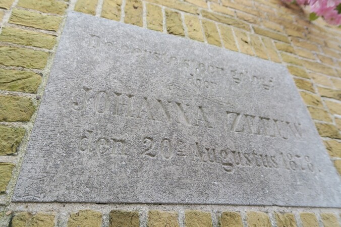 gedenksteen oprichting