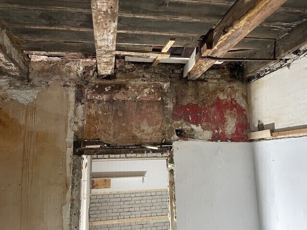 in uitvoering herstel balklagen