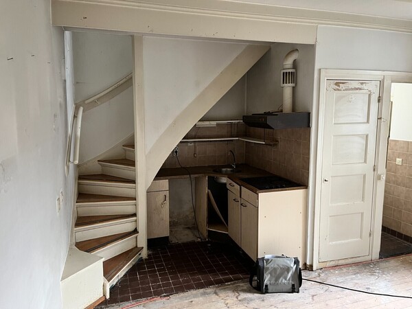 restauratie en verduurzaming heilige geesthof den haag