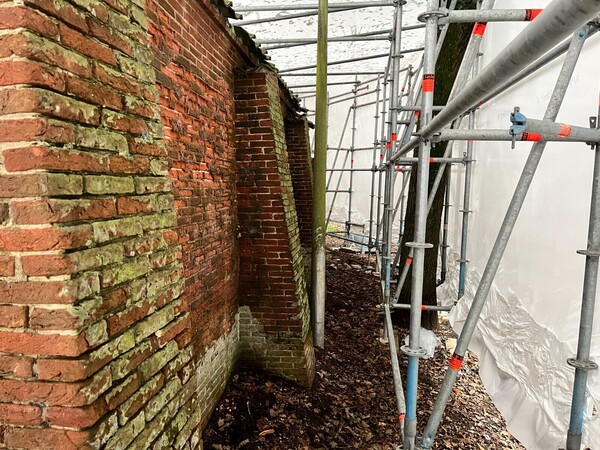 start restauratie monumentale muur den haag