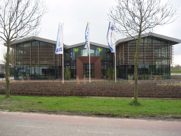 Bedrijfspand Reinaldaweg Woerden