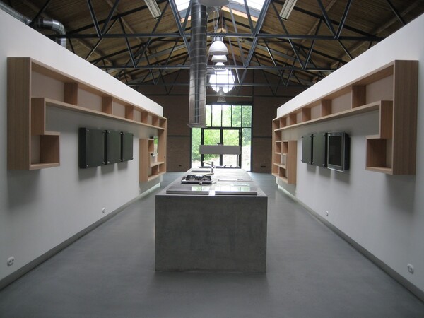 loodswoning keuken met eigen ontwerp kastenwanden