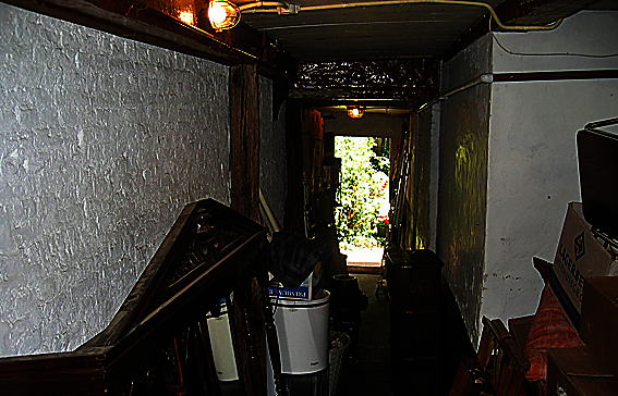 ontsluiting steeg onder opkamer 