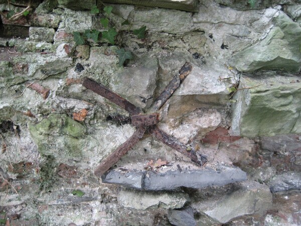 oude toestand grotto oud grondanker zijde uitgang