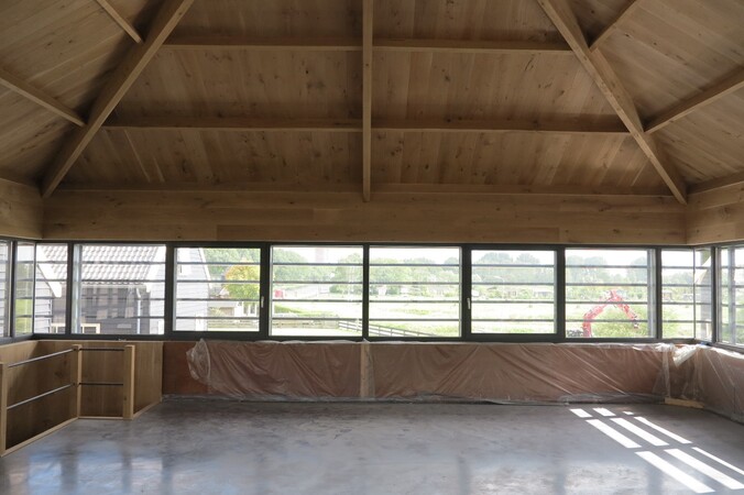 nieuwe toestand interieur atelier op verdieping