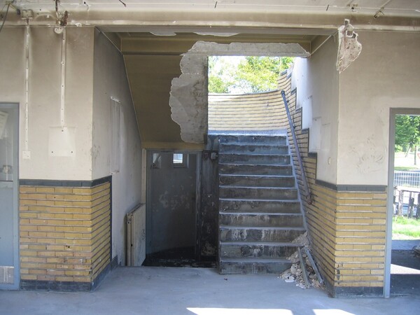 De Witte School restanten na brand