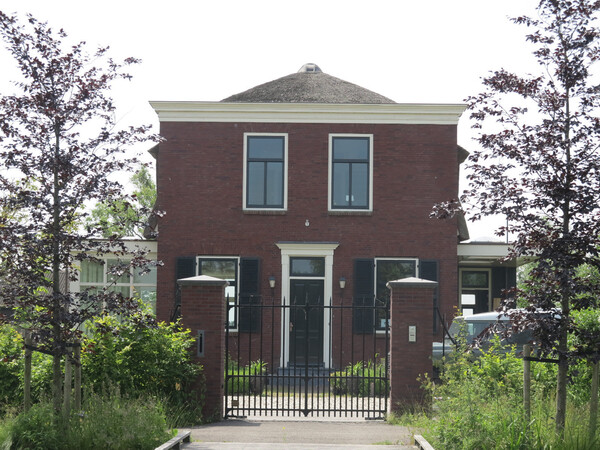 projectontwikkeling van een paar nieuwe woonhuizen