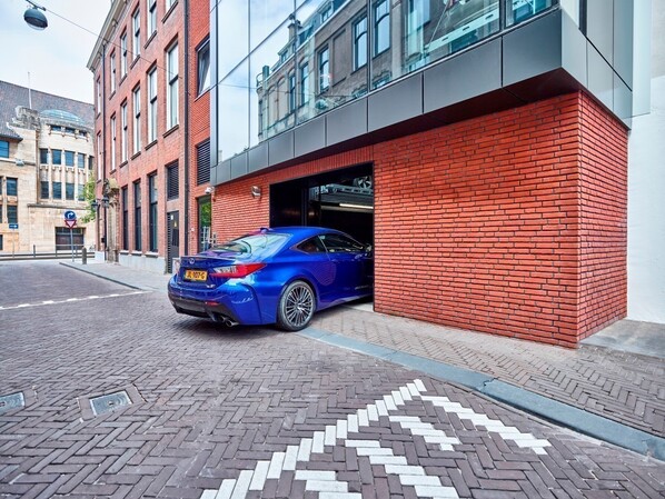 volautomatische parkeergarage centrum Den Haag