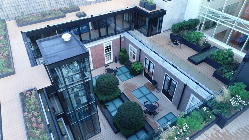 Overzicth binnenplaats meerdere niveaus