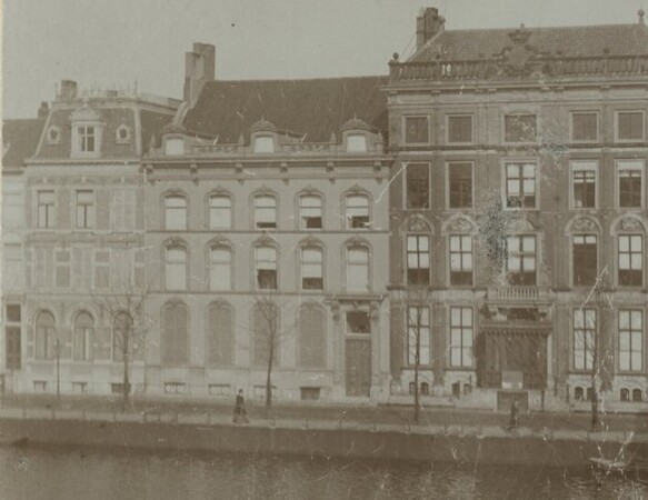 voorgevel in laat 19e eeuwse toestand 